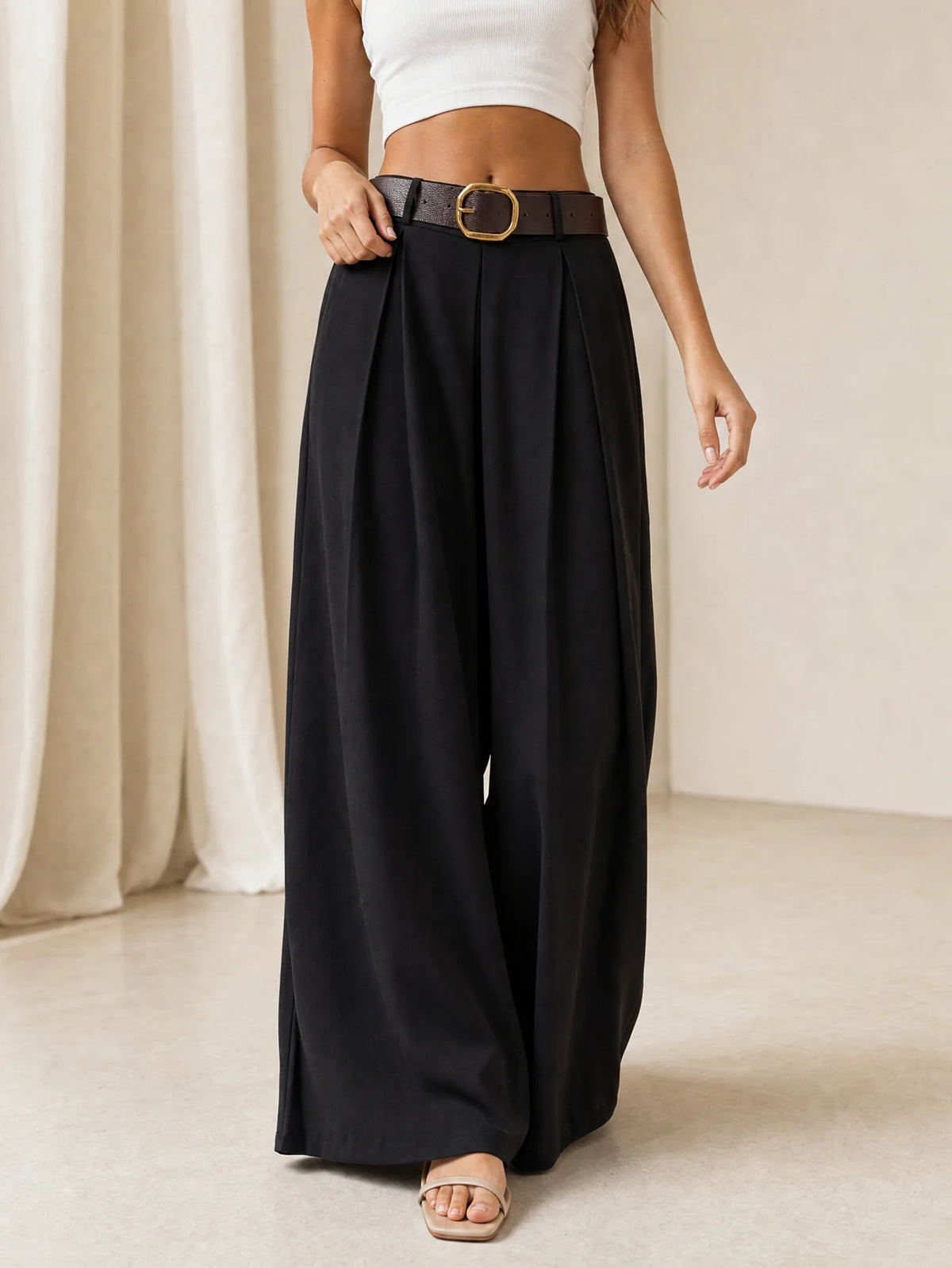 Pantalón Ancho Fluido con Cinturón